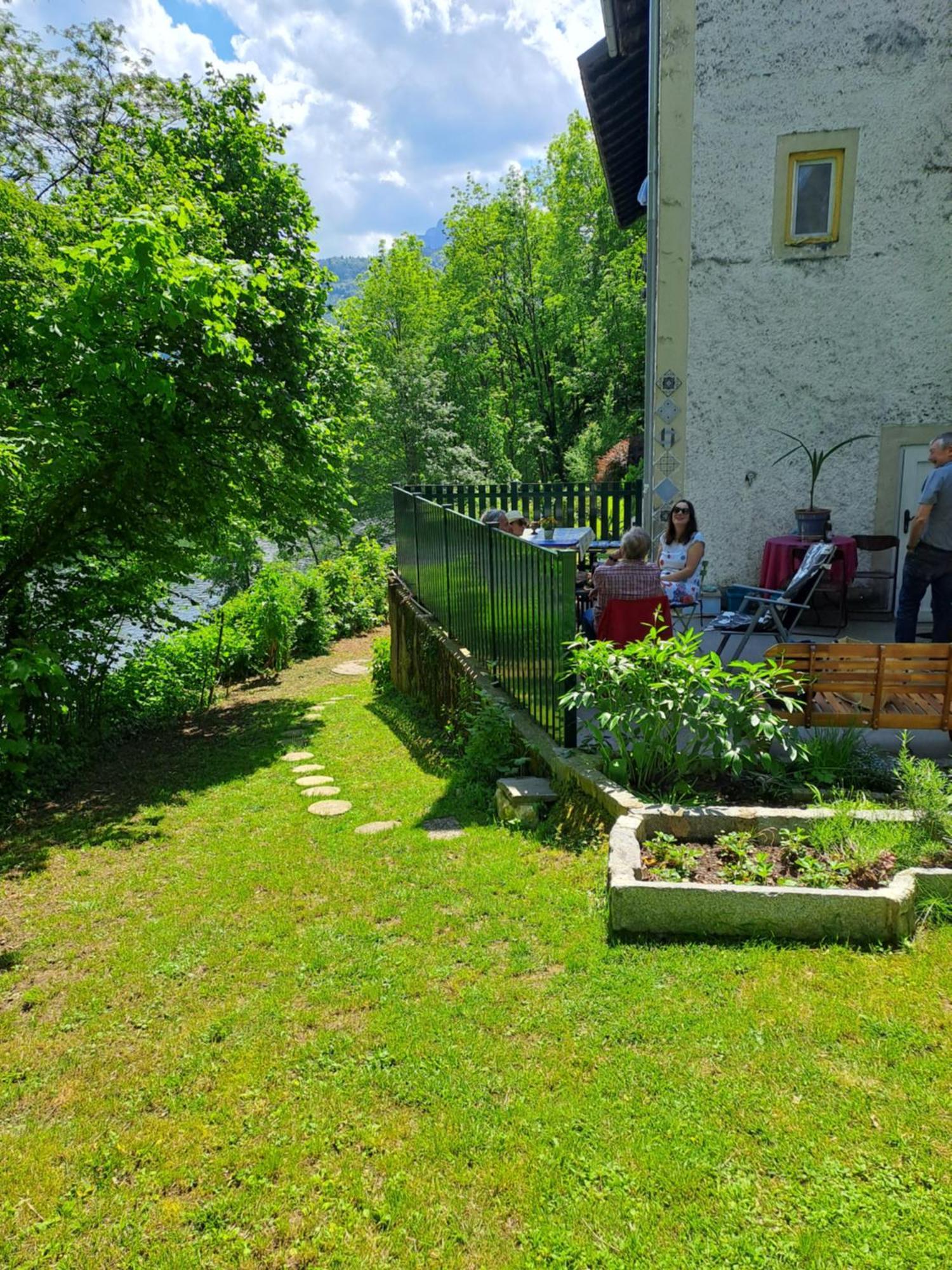 Thegarden Bed&Bike Gmunden Exterior foto
